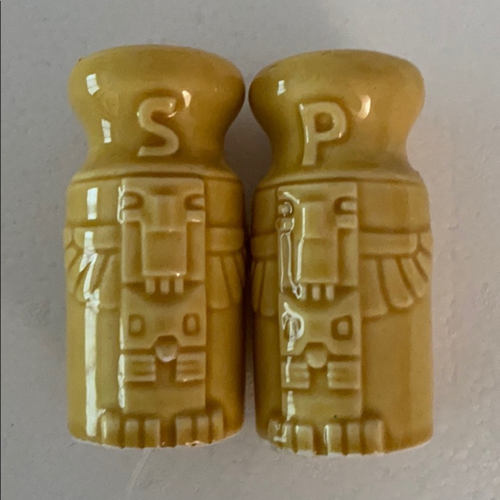 Mexican inspired salt and pepper shakers